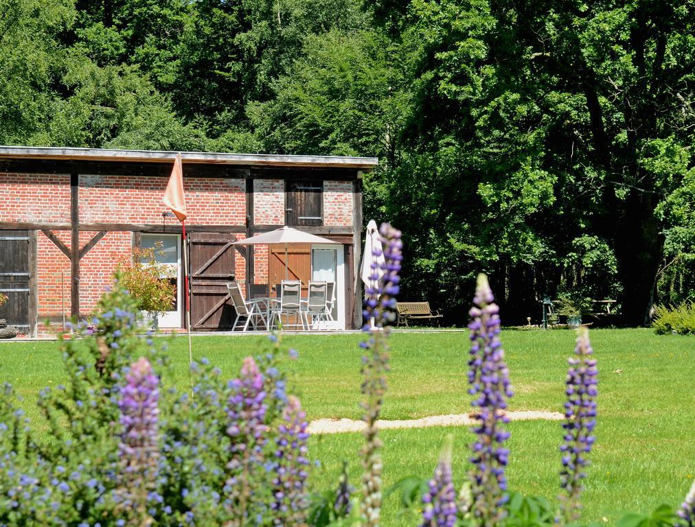 Gite Domaine De La Mesange Le Mesnil-Durand Pokoj fotografie